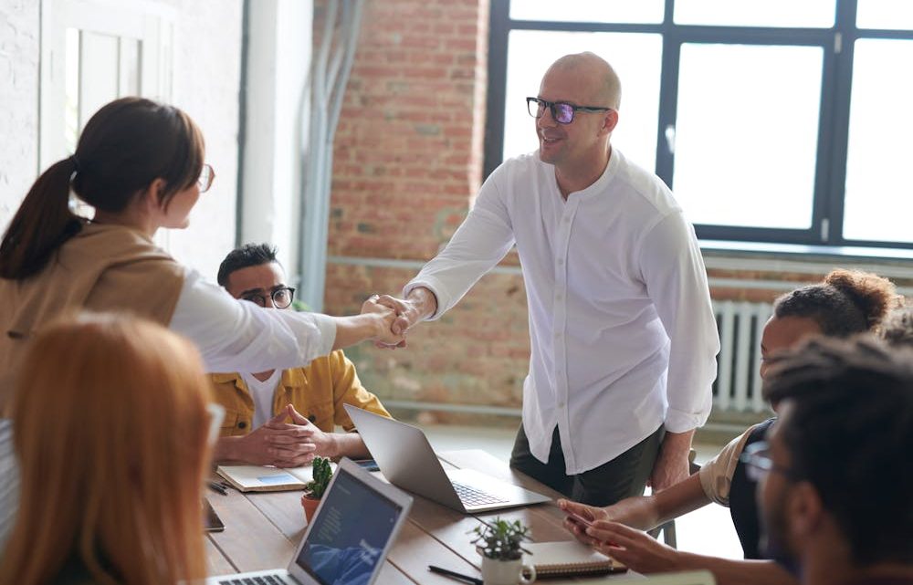 Les meilleures stratégies pour fidéliser vos employés : un guide complet