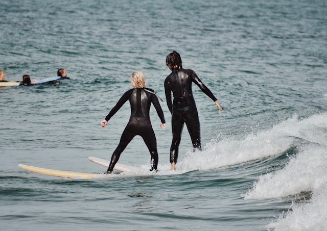 Sports de glisse aquatique : clé d’une vie active épanouie